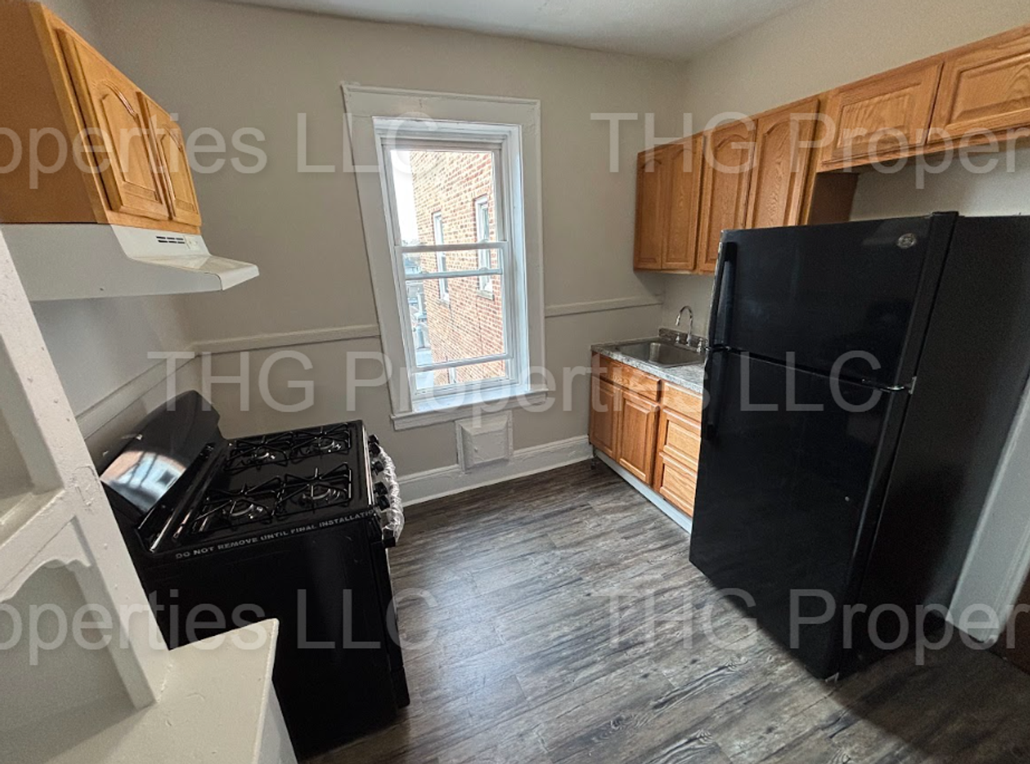 Orange Apartment: 490 Tremont Ave.