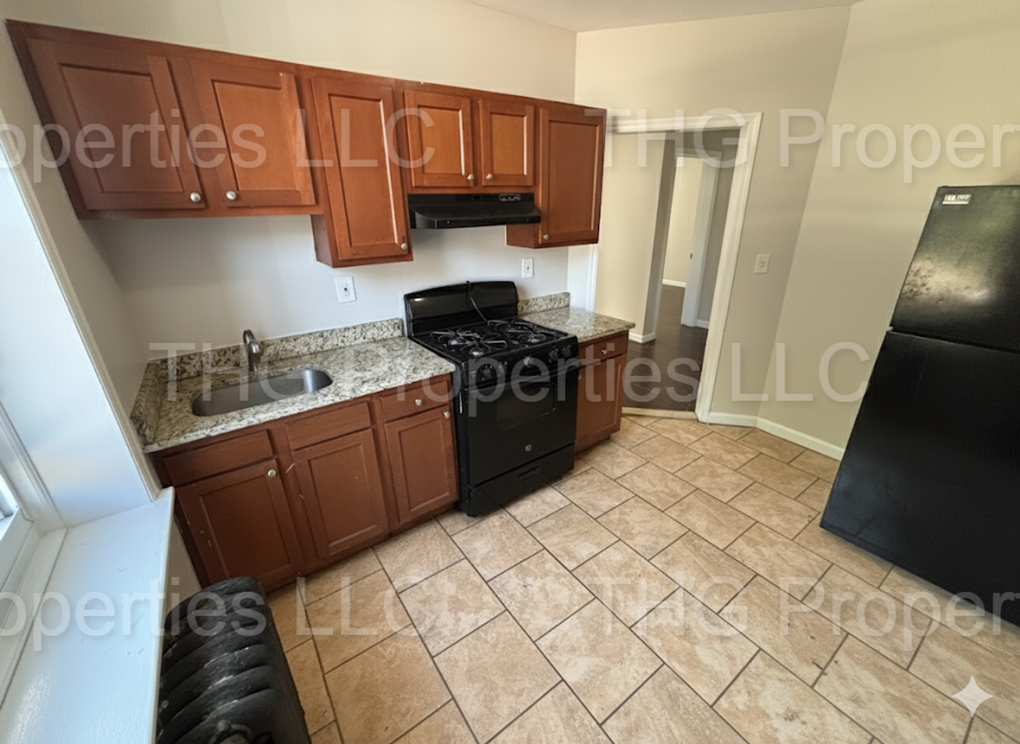 Orange Apartment: 674-678 Scotland Rd.