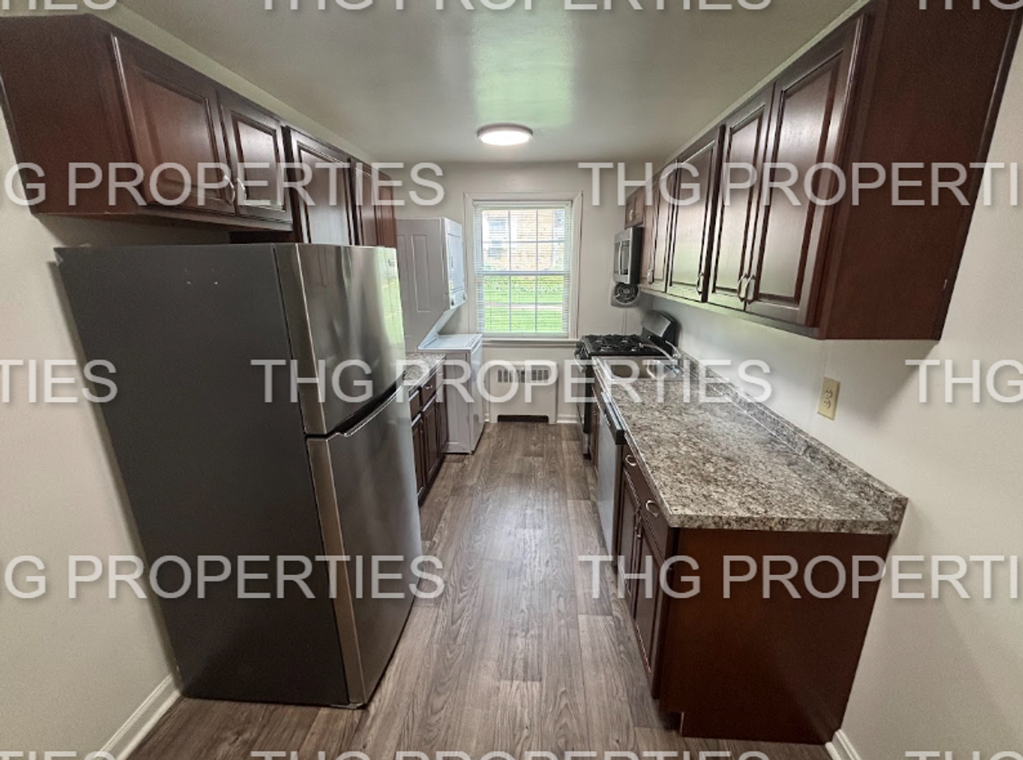 Short Hills Apartment: 72-88 Woodland Road