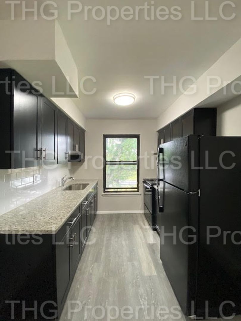 Orange Apartment: 259 Reynolds Terrace