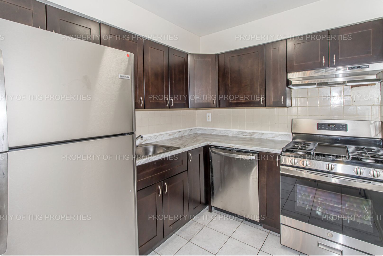 Mahwah Apartment: 405 Franklin Turnpike