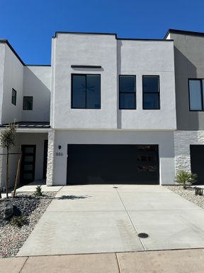 Brand New Townhome – Internet Included – photo 1