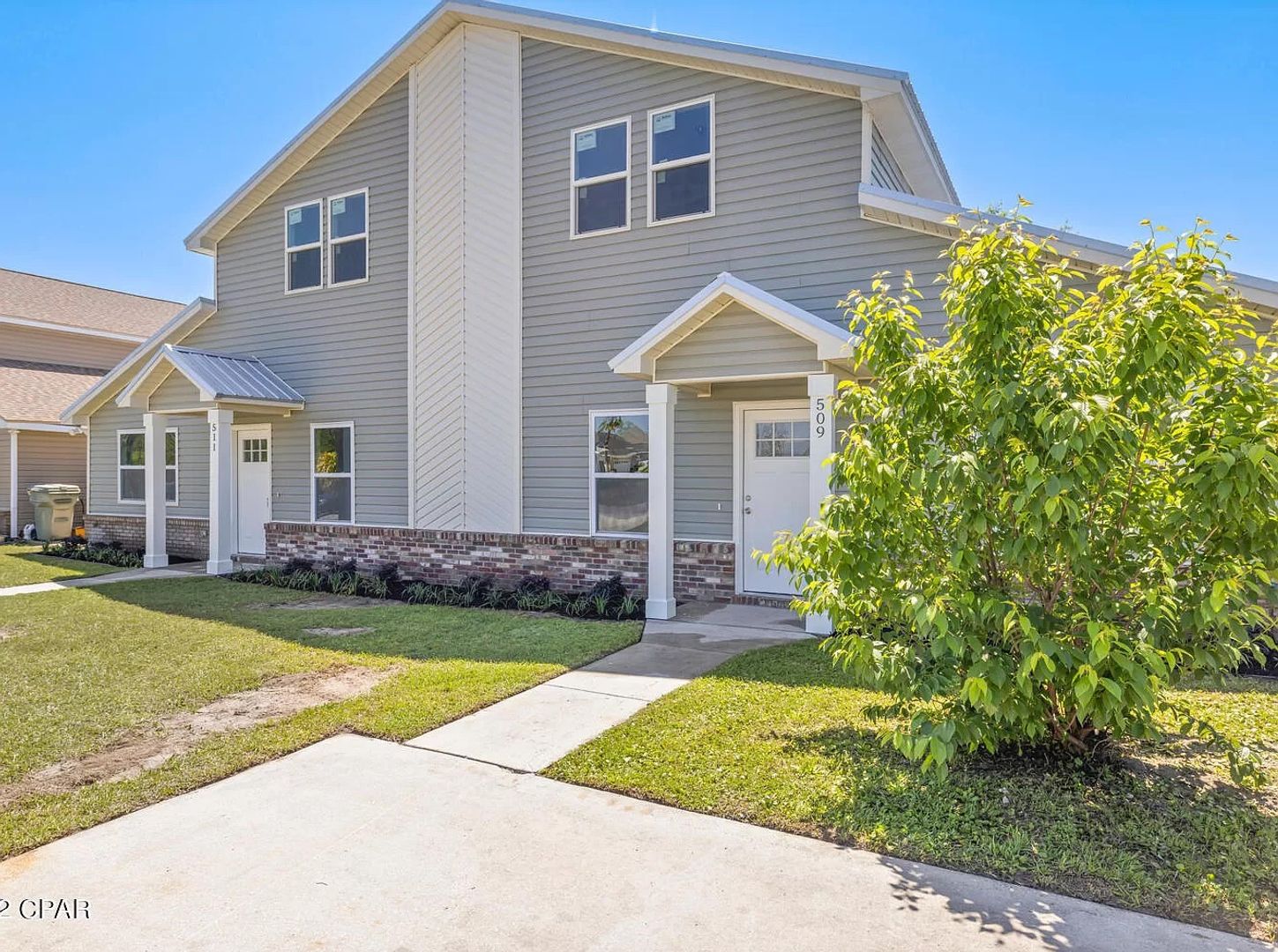 LYNN HAVEN House: 509 24TH ST E