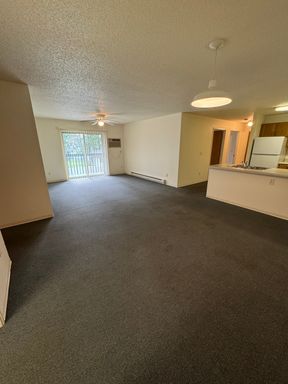 Pioneer Ridge Apartments