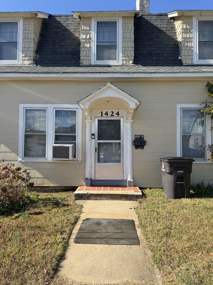 Winston Salem Apartment: 1424 W. Fourth St.