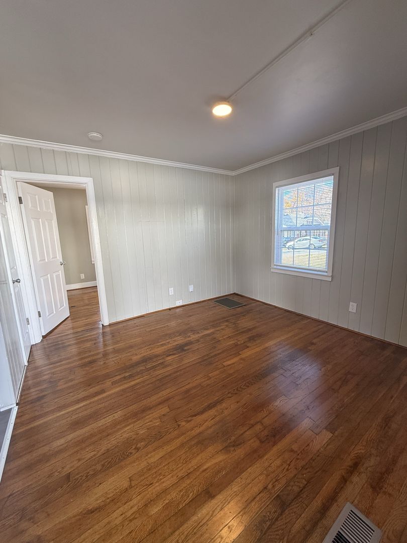 Winston Salem Apartment: 1437 W. Fourth St.