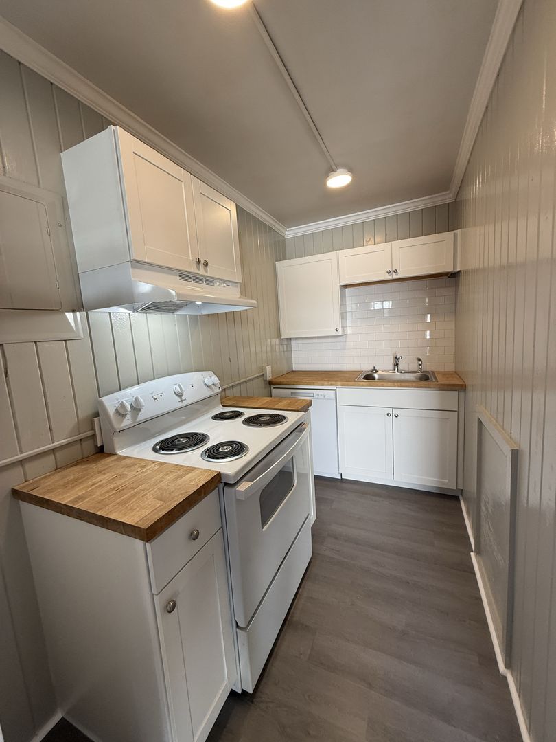 Winston Salem Apartment: 1437 W. Fourth St.