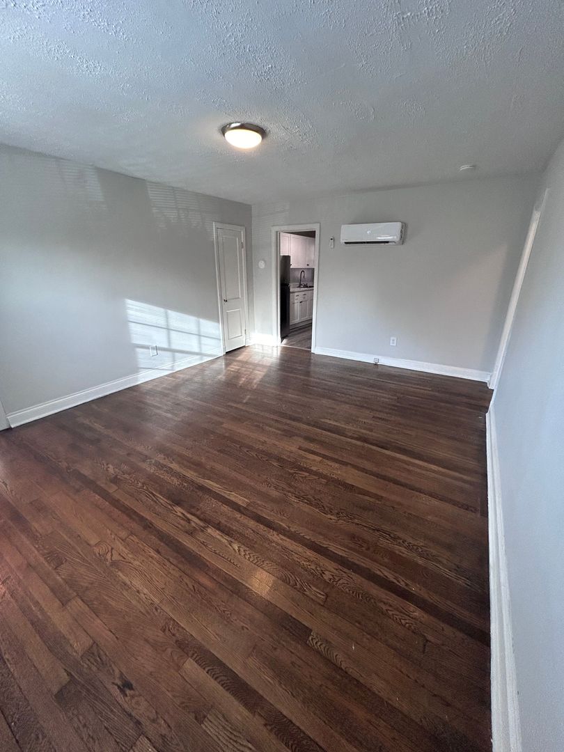 Richmond Apartment: 4901 Chamberlayne Ave