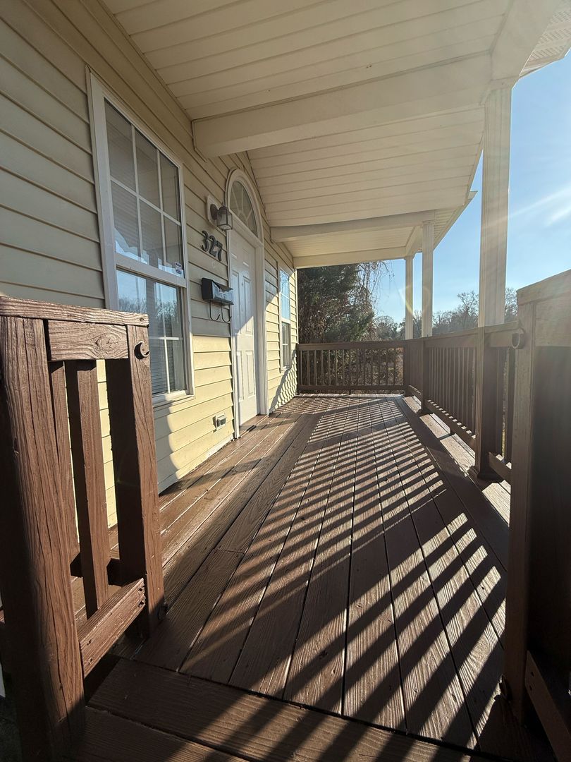 Winston Salem House: 327 Taylor St.