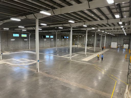 Industrial Warehouse Space for Lease | 1055 7 Mile Rd NW, Comstock Park, MI