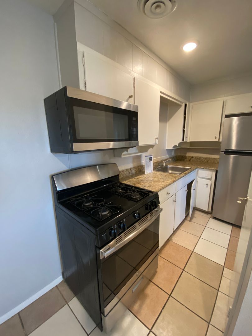 Denton Apartment: 2428 and 2505 Louise Street