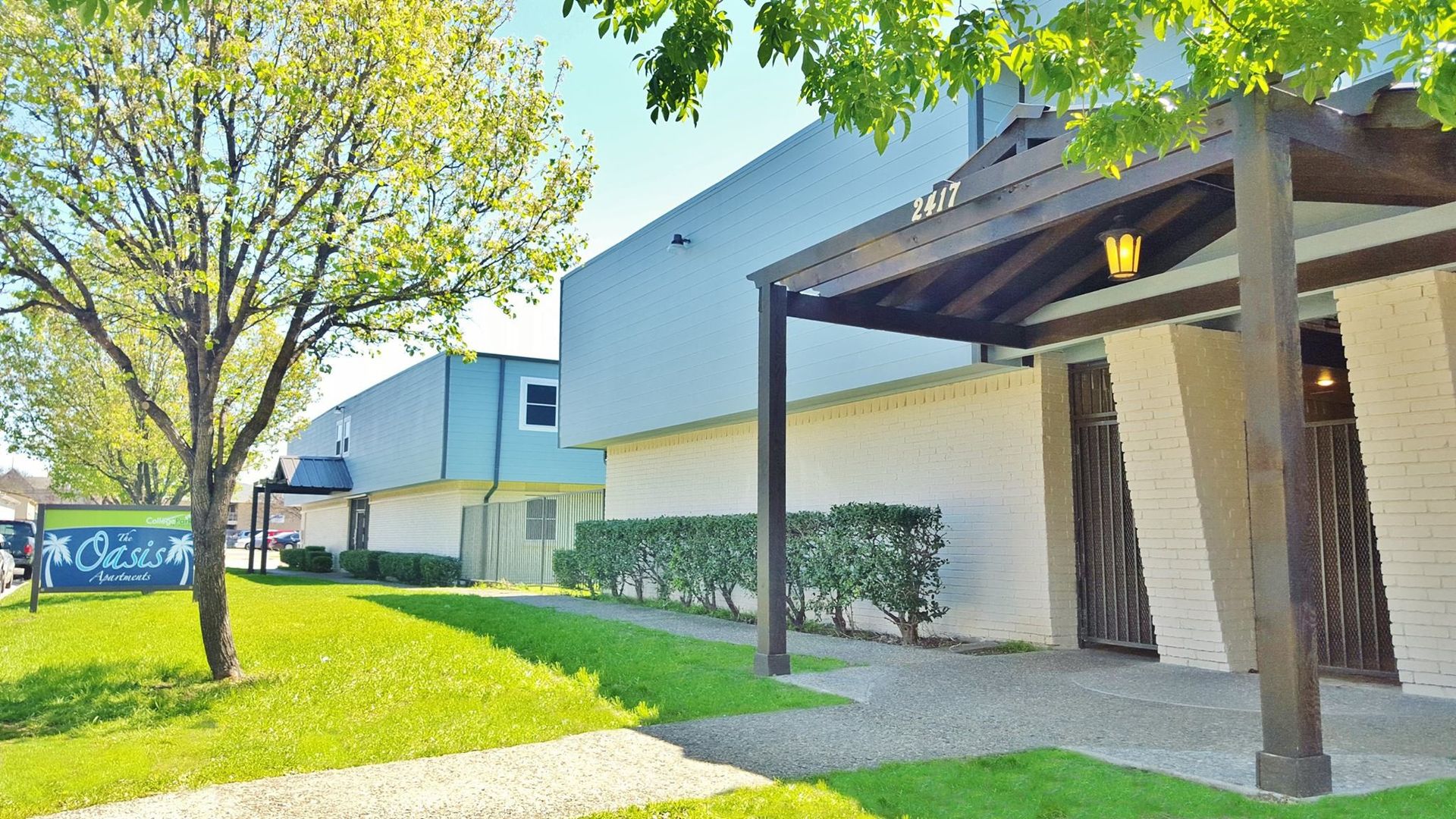 Denton Apartment: 2415-2417 Charlotte St