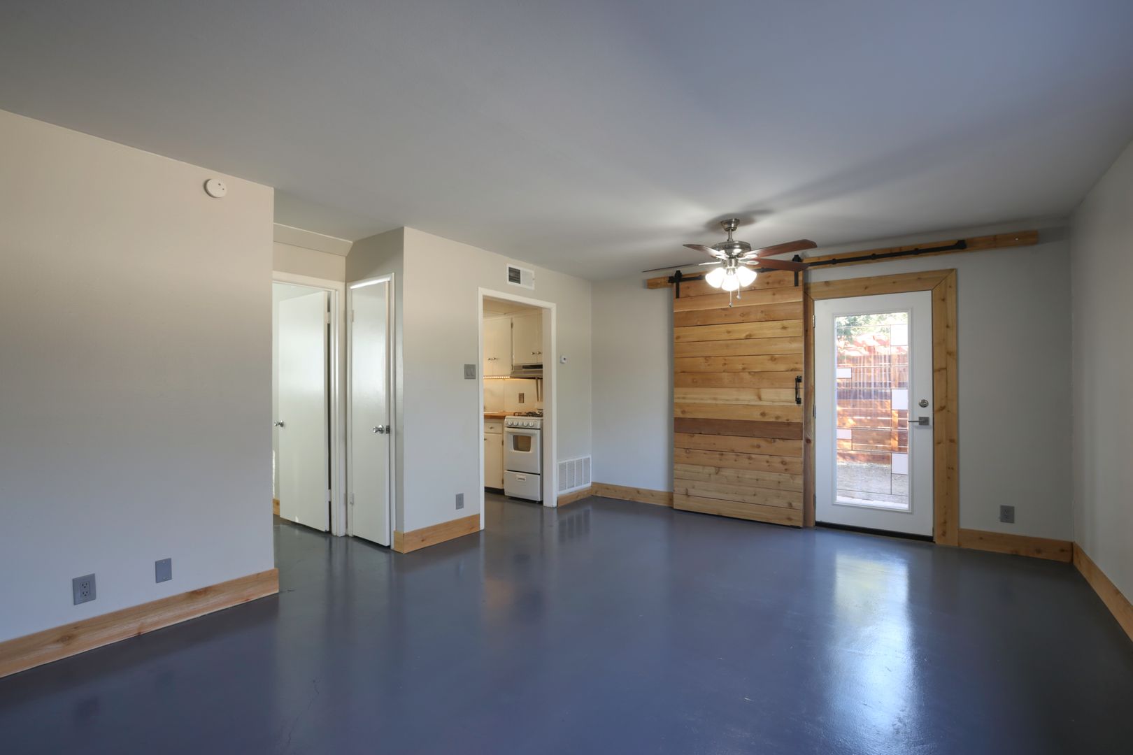 Denton Apartment: 804 N Locust St