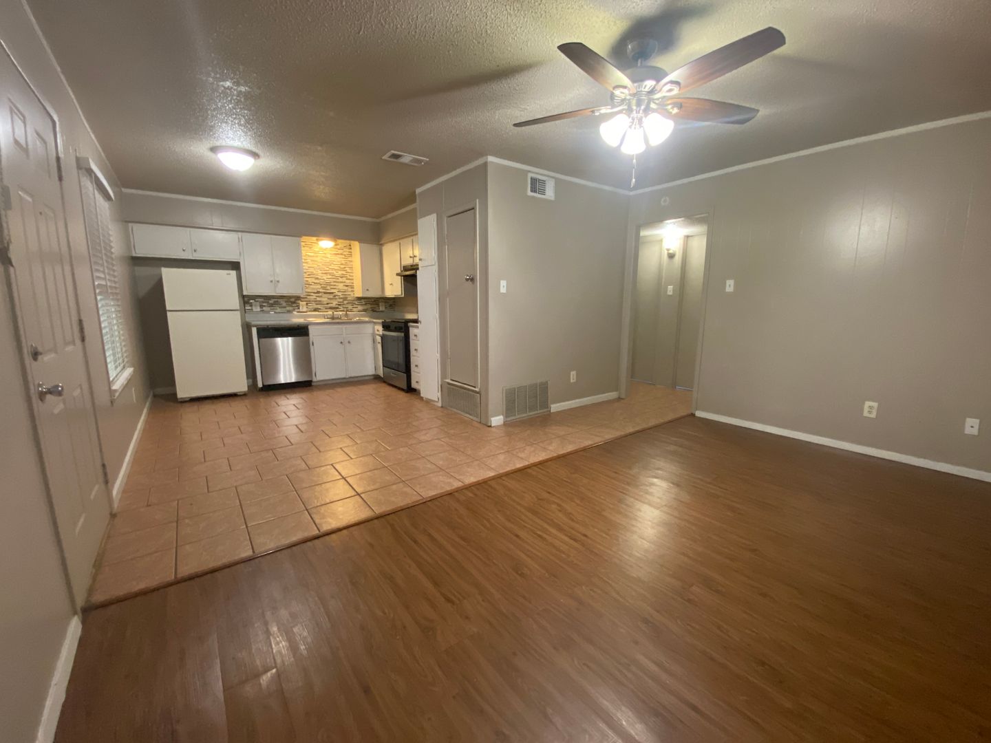 Denton Apartment: 2415-2417 Charlotte St