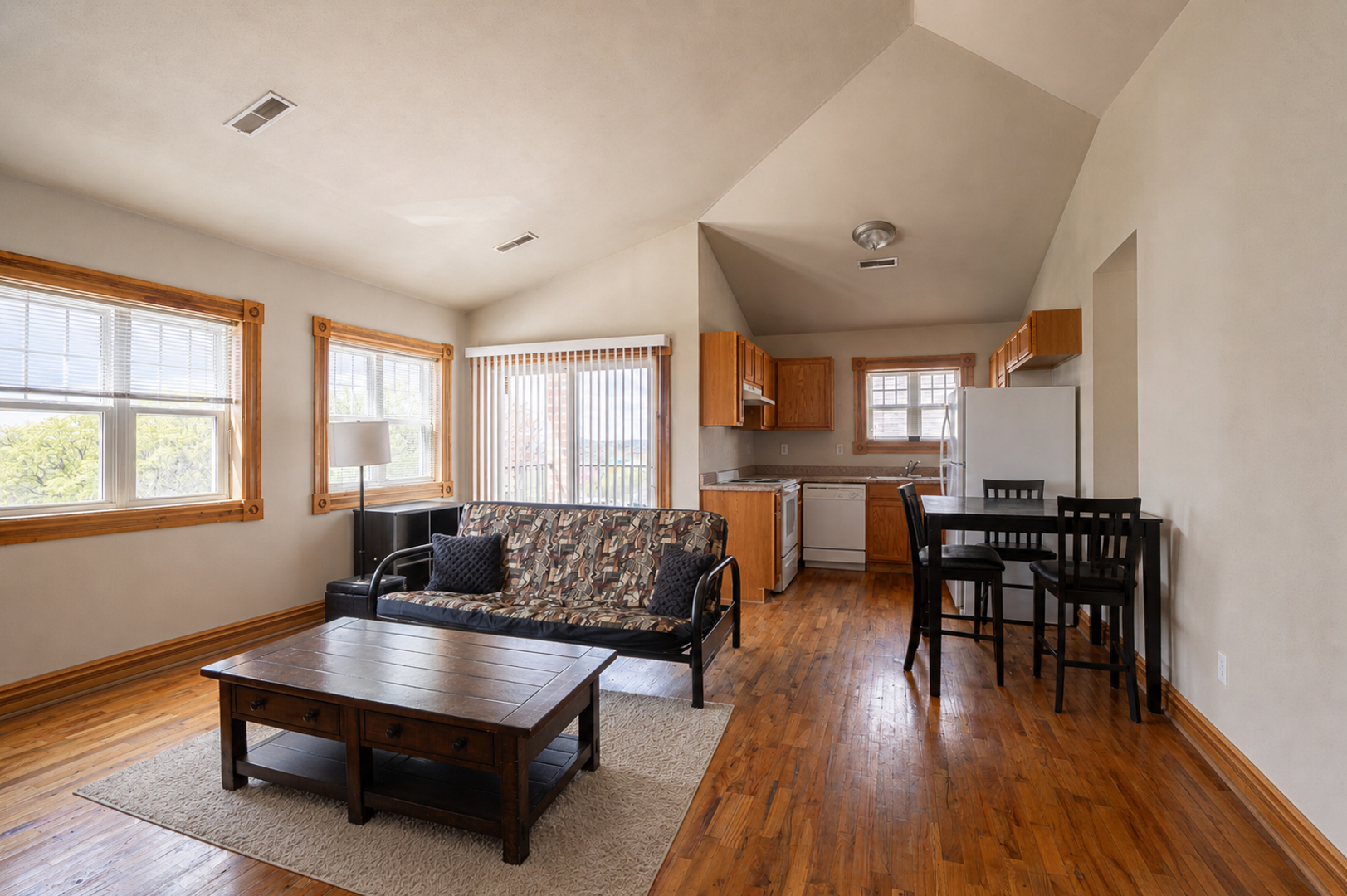 Milwaukee Apartment: 501 N 20th St