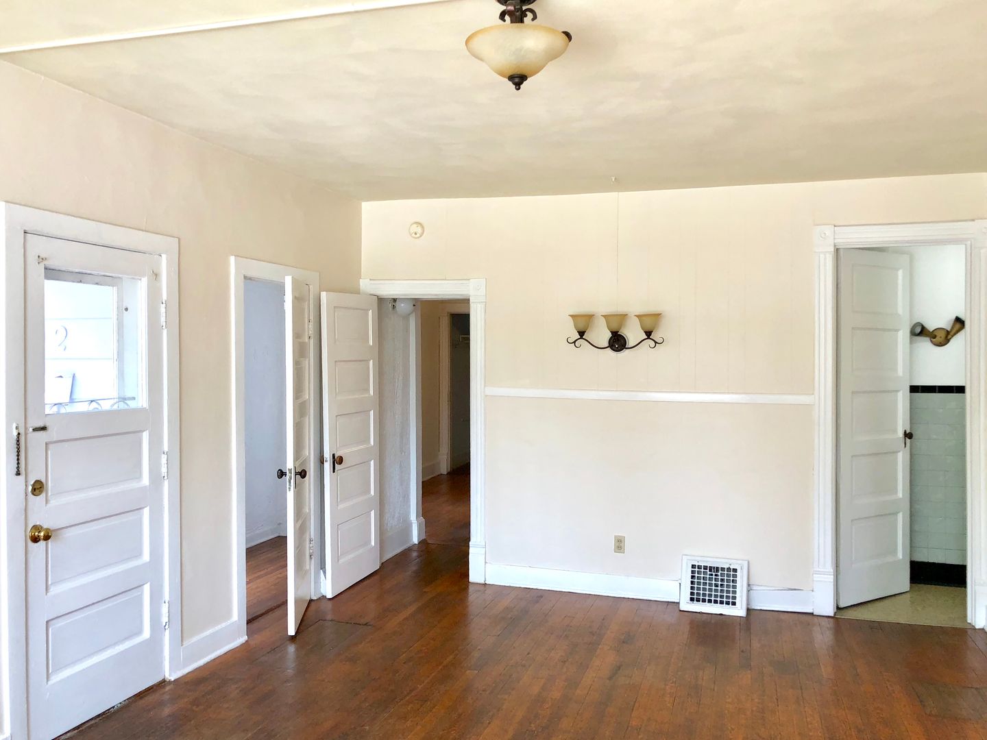 Madison Apartment: 1259 Spaight St