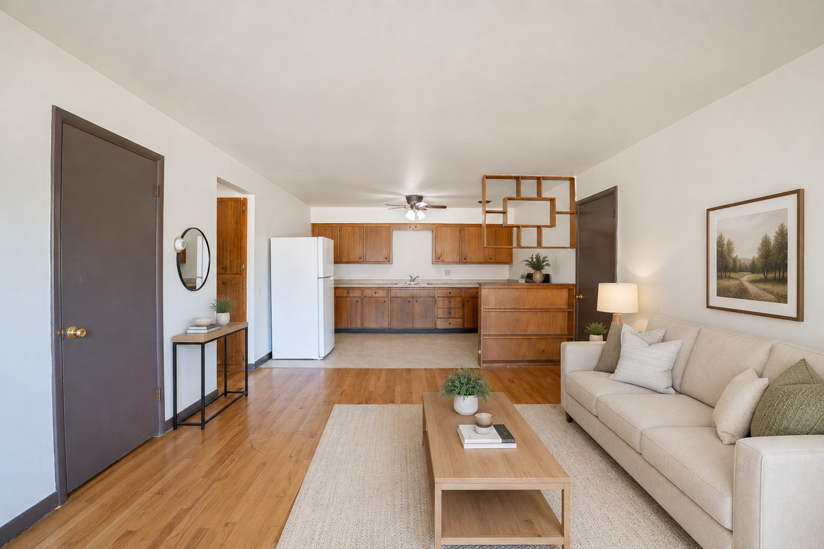 Madison Apartment: 2113 Lake Point Dr