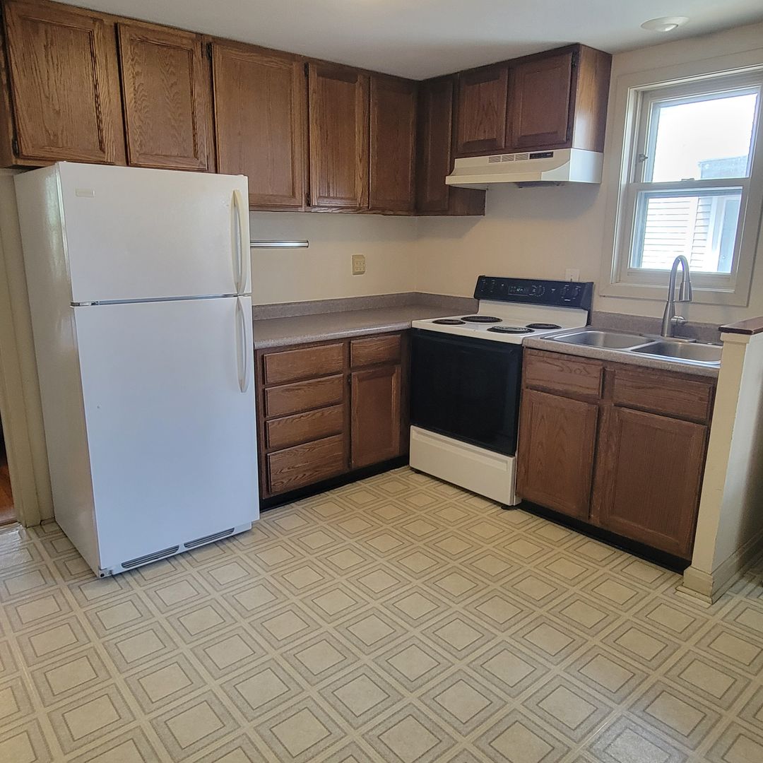 Madison Apartment: 412 S Brearly St
