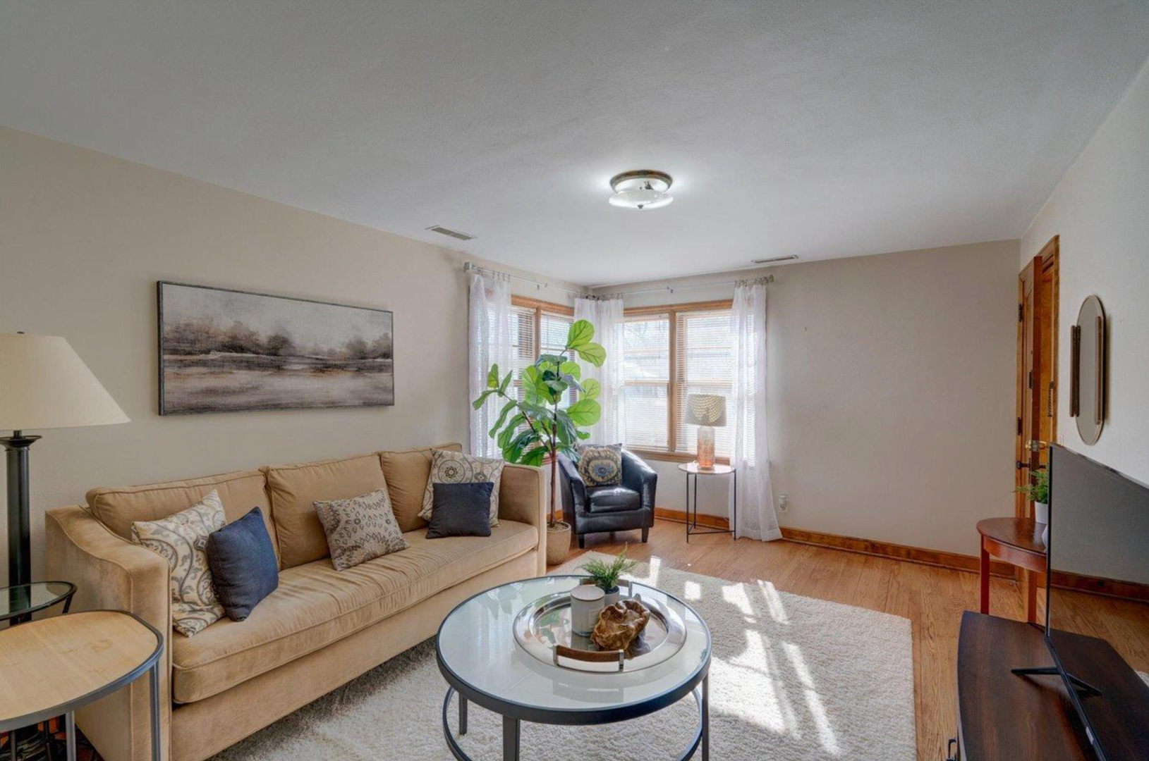 Madison Apartment: 2632 Stevens St