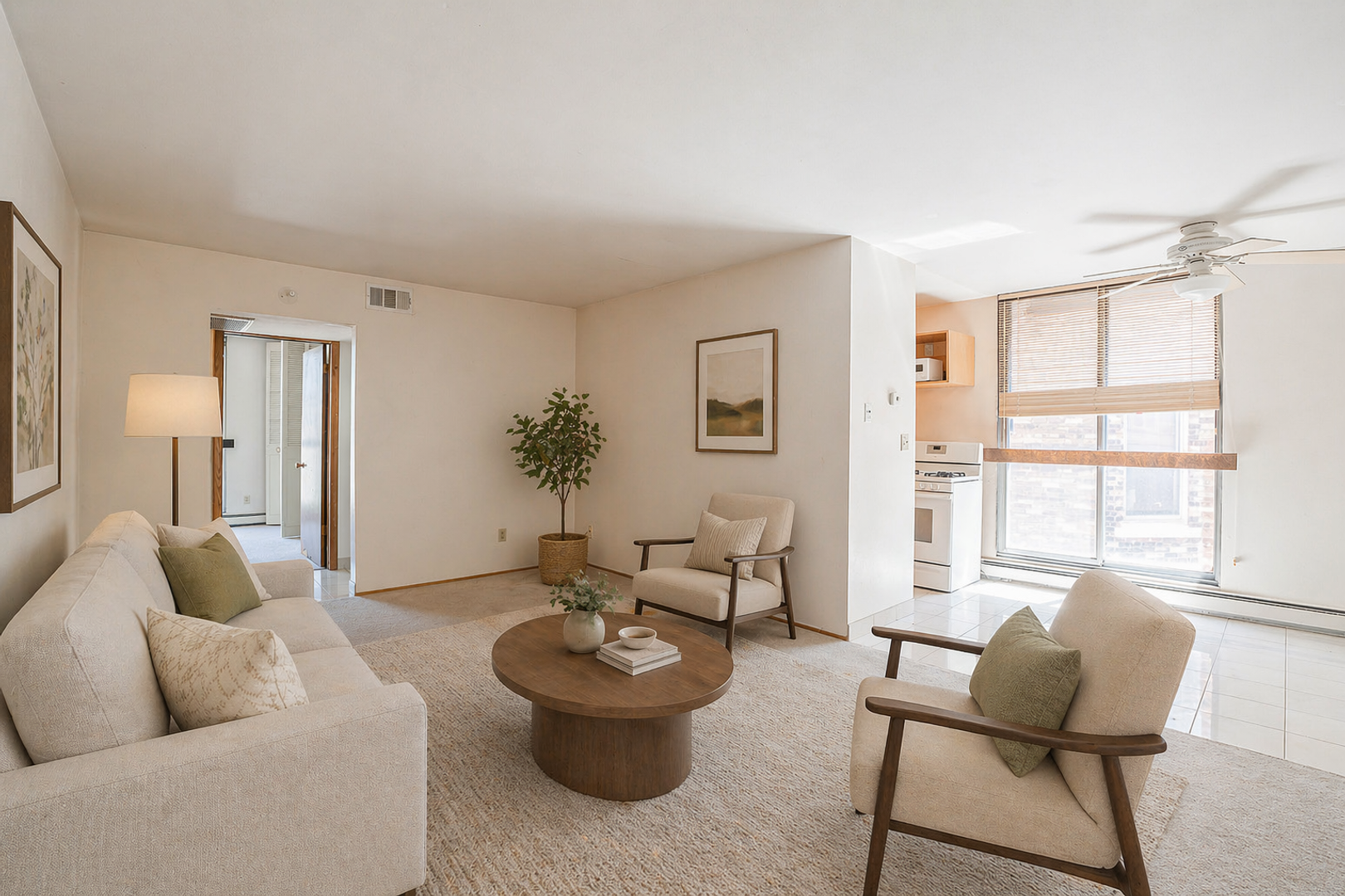 Milwaukee Apartment: 3055 N Oakland Ave