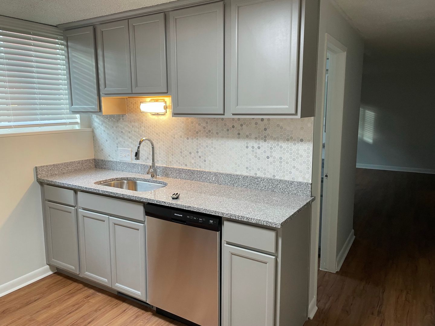 Gov Park 1 bed 1 bath 5 of 11