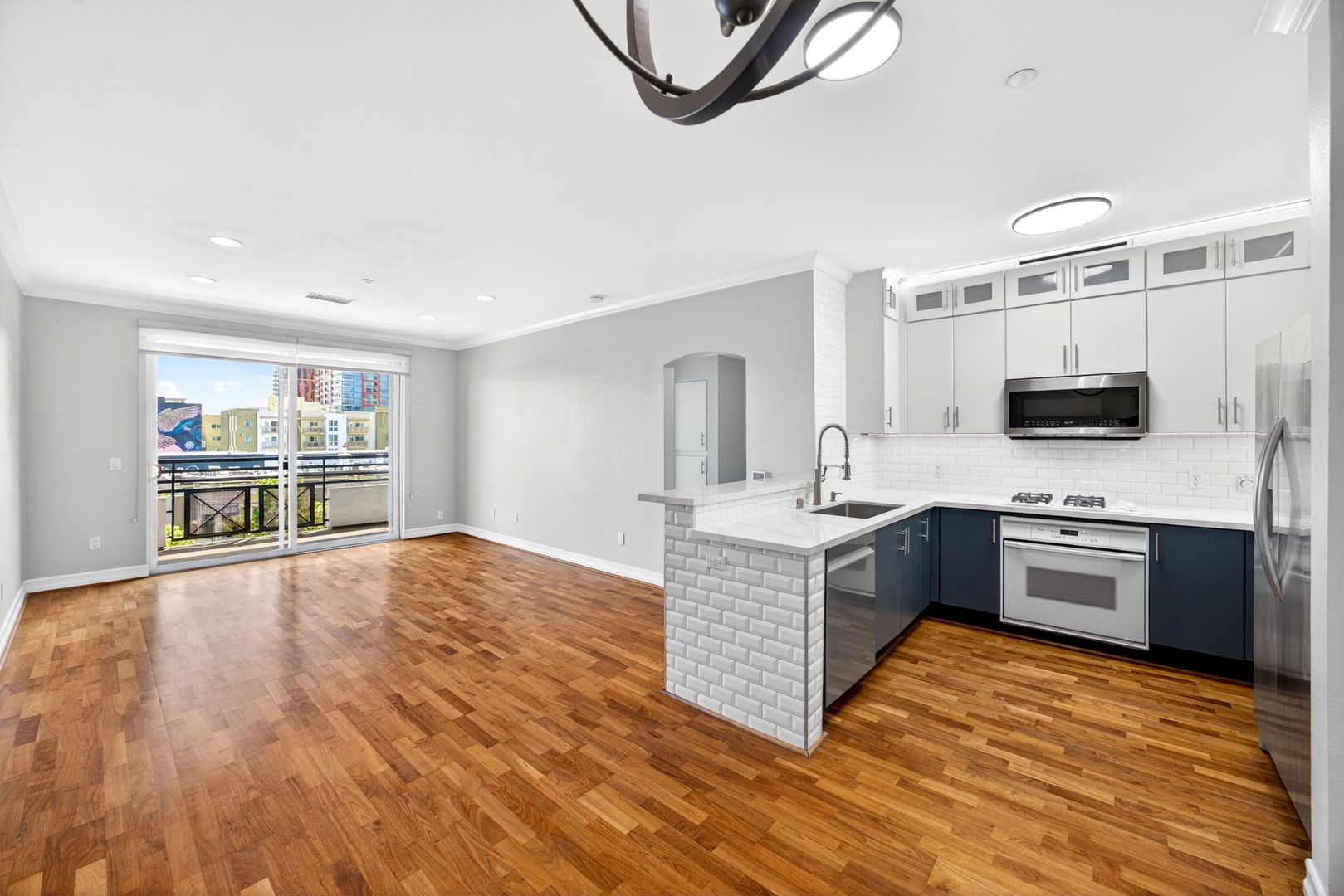 San Diego House: 550 Park Blvd