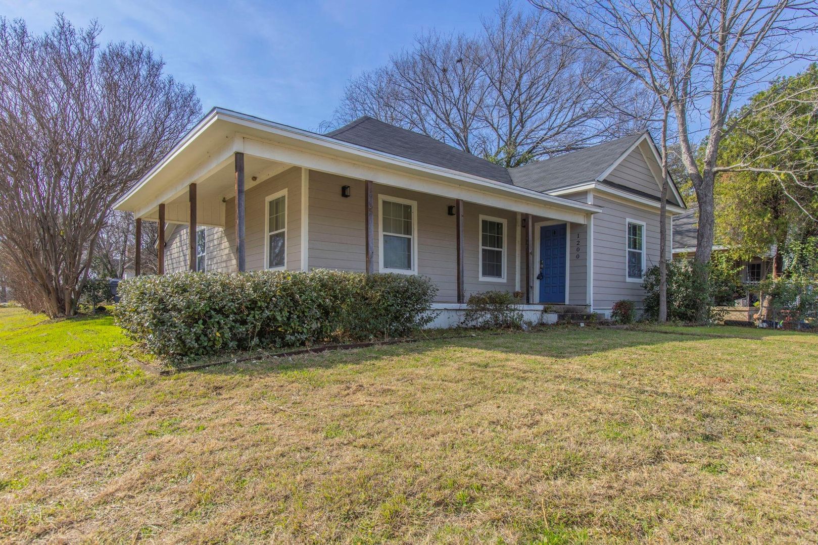Waco House: 1200 N. 4th Street