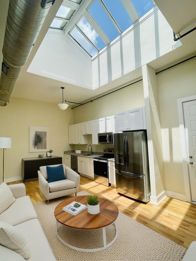 Madison Apartment: 121-129 S Main Street