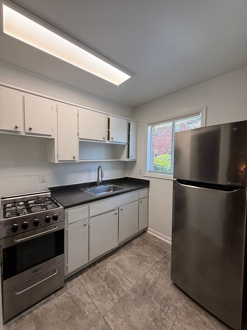 Atlanta Apartment: 794 Dixie Avenue