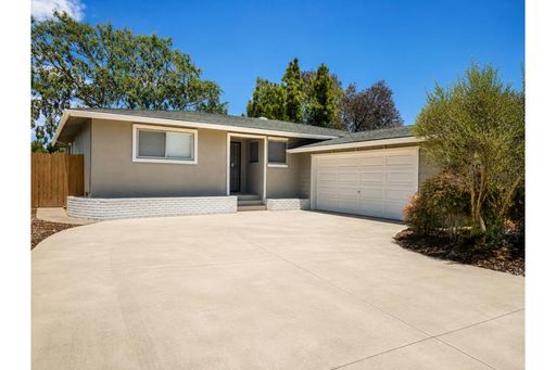 Spacious 4-Bed Home Near SDSU! – photo 1