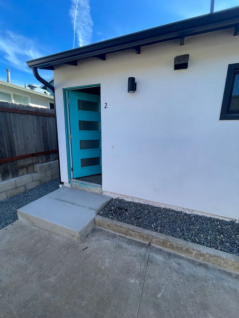 San Diego Apartment: 3363 A Street