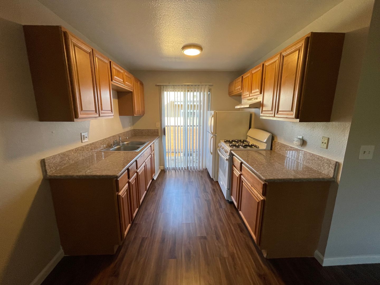 El Cajon Apartment: 975 South Mollison Ave #A-#L