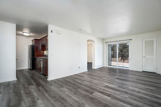 2 Bed/1 Bath Condo Available Now! – photo 1