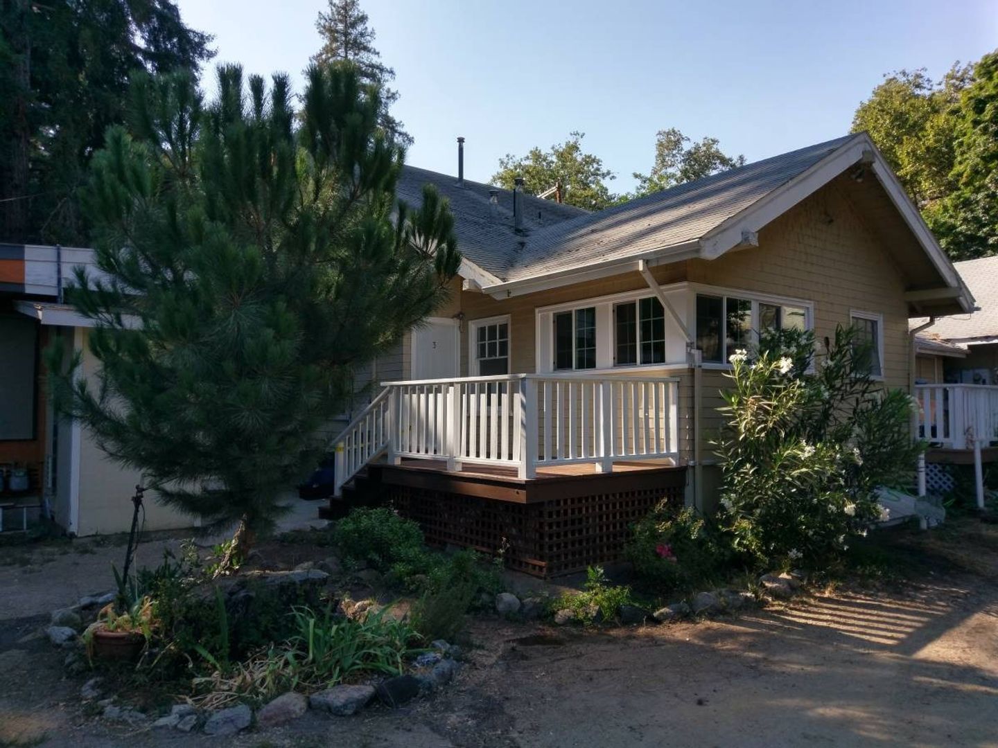 Ben Lomond Apartment: 9280 Hwy 9