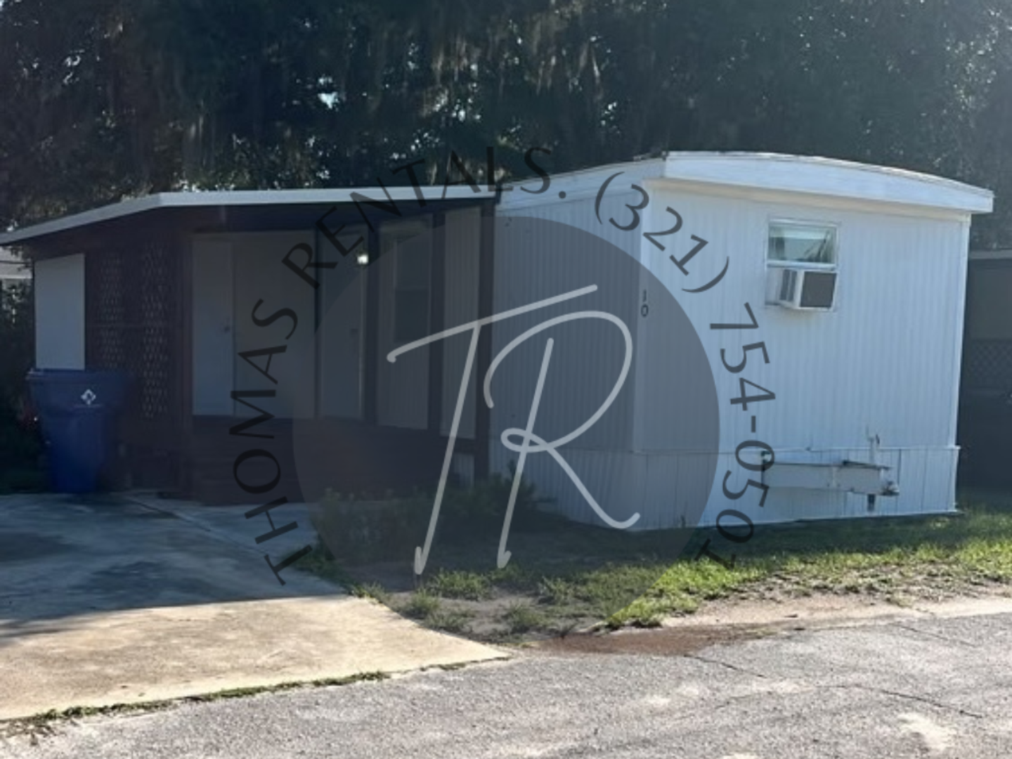 Kissimmee Apartment: 2410 Old Vineland Rd