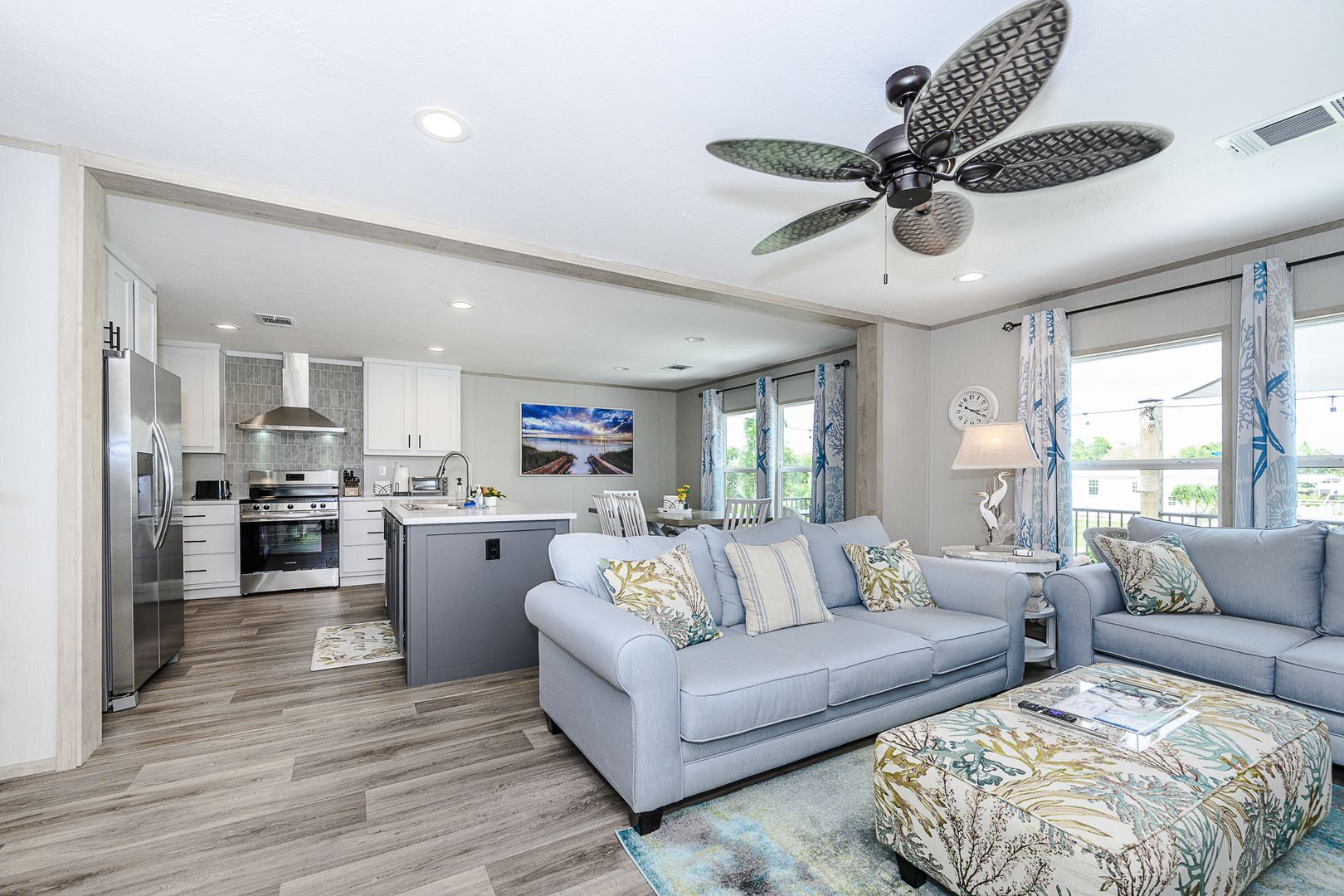 Bayberry Ave 3118 5 of 12