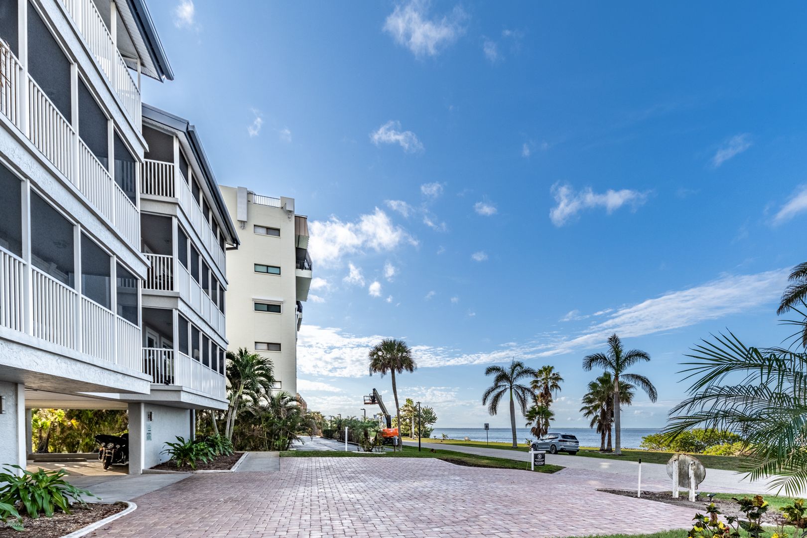 Punta Gora Condo: 1477 Park Beach Cir #11