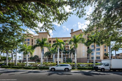 RESORT STYLE LUXURY CONDO WITH FANTASTIC WATER VIEWS. – photo 1