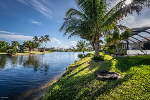 Furnished Seasonal Rental – Lakefront Serenity with Heated Pool & Sauna – photo 1