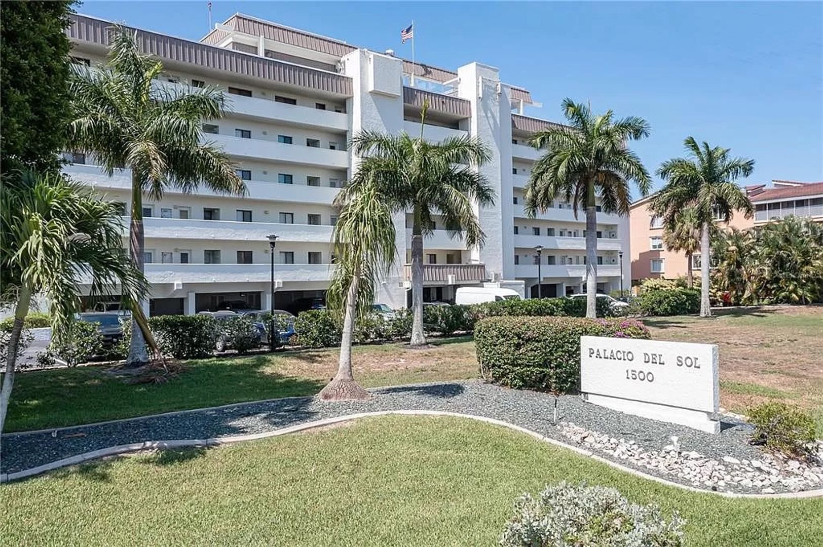 Punta Gorda Apartment: 1500 Park Beach Cir. #3E