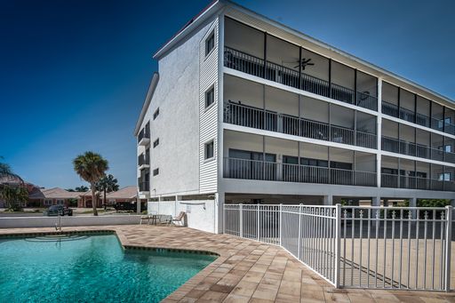 LOCATION!...LOCATION!... LOCATION!!!.... PUNTA GORDA ISLES – photo 1