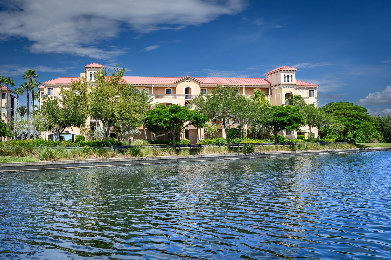 Punta Gorda Condo: 85 Vivante Blvd, Blgg 19, #402 ( aka 8542)