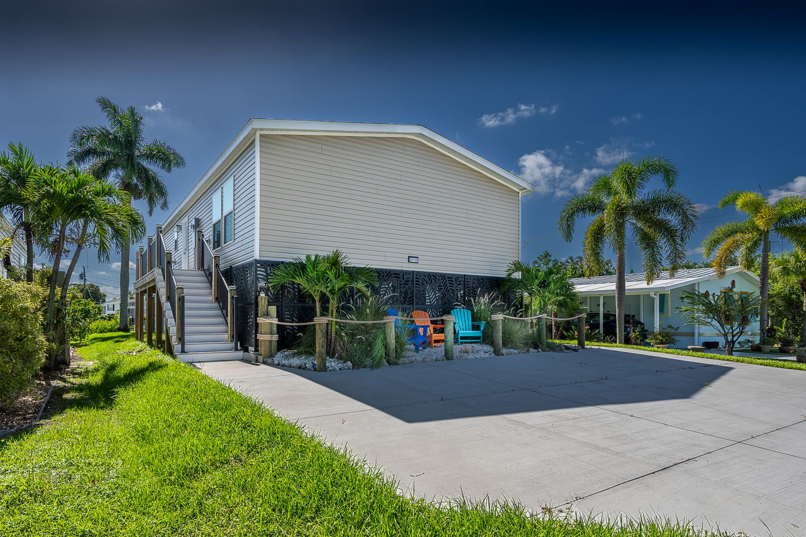 Bayberry Ave 3118 3 of 12