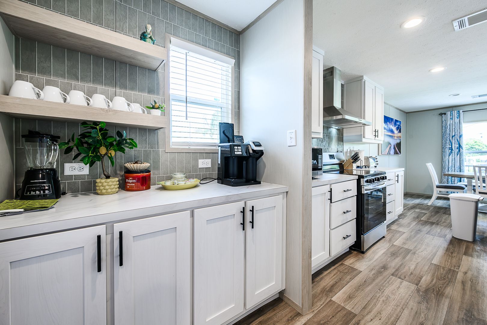 Bayberry Ave 3118 26 of 56