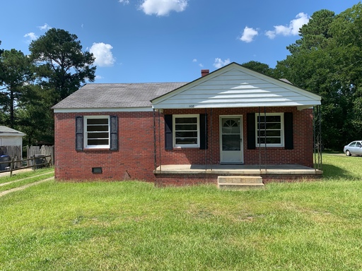 3 Bedroom Brick Home With Hardwood Floors – photo 1