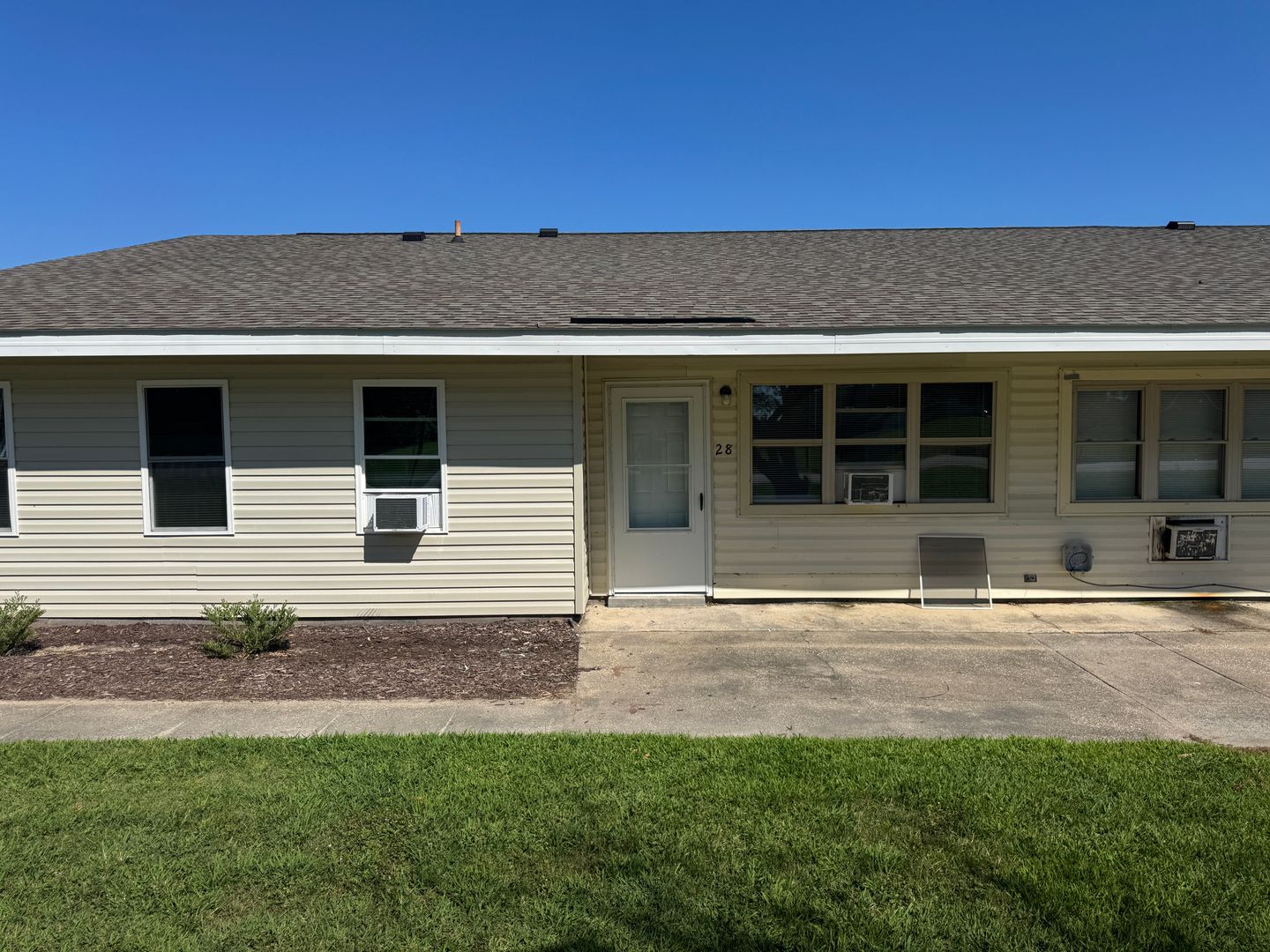 Tarboro Apartment: 400 E Northern Blvd