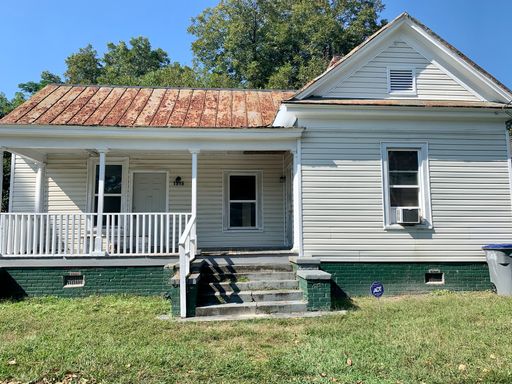 1 Bedroom Duplex - Vouchers Accepted