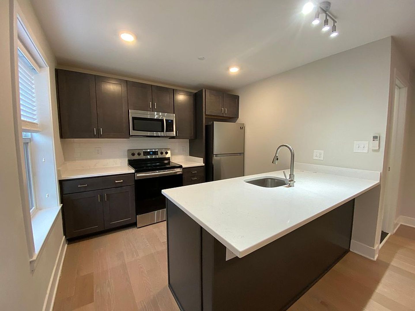 Baltimore Apartment: 1817 Maryland Ave