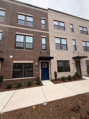 Newly Constructed 3bed/3.5 bath townhome available now! – photo 1