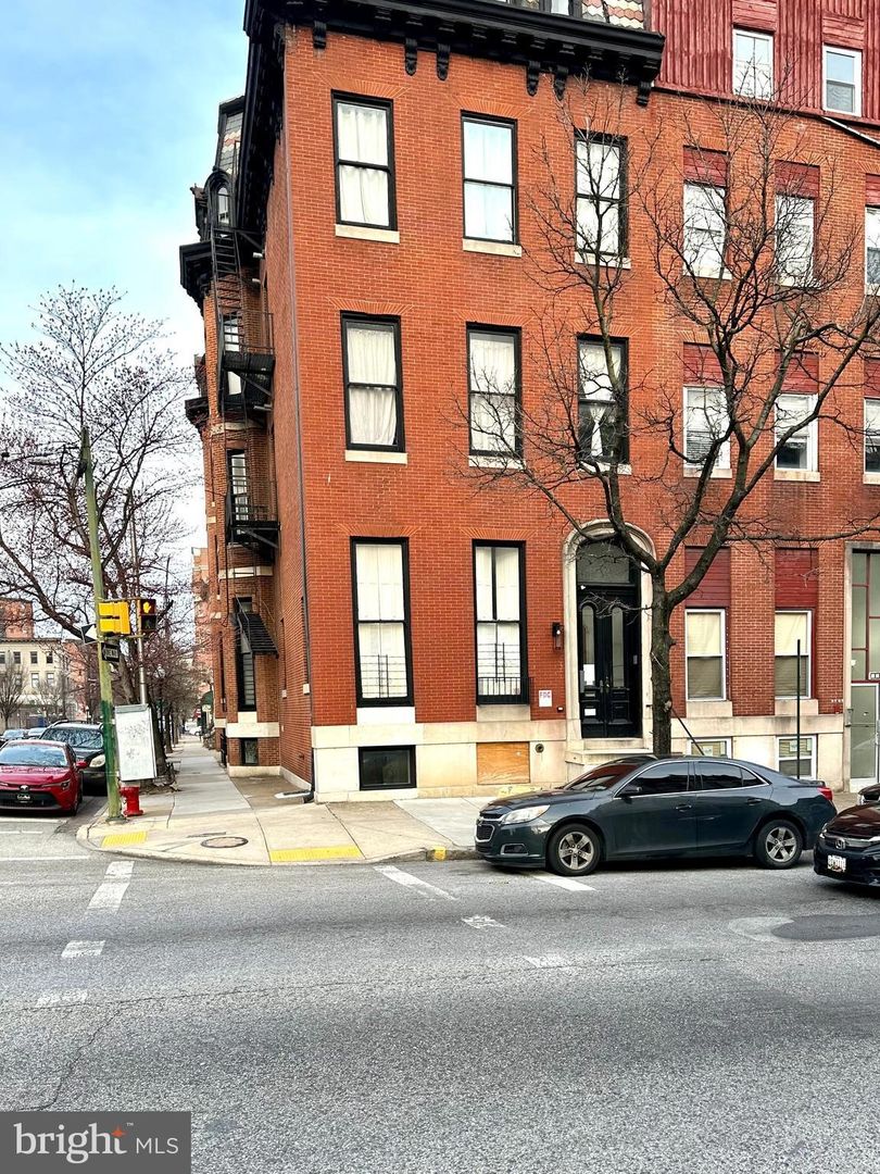 Baltimore Apartment: 1200 St Paul St